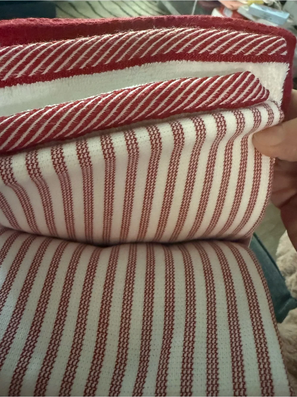 Cotton kitchen towels, Caro Home, Holiday Peppermint Candy Cane design 8-pack
